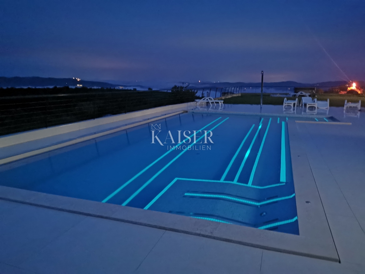 Istria, Buzet - villa di lusso, 210m2, con vista unica