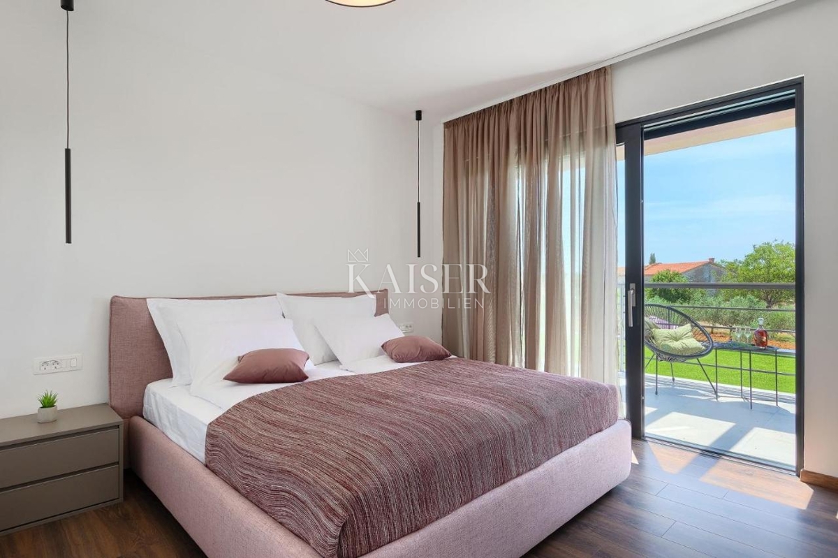 Istria, Svetvincenat, moderna ed elegante villa con piscina