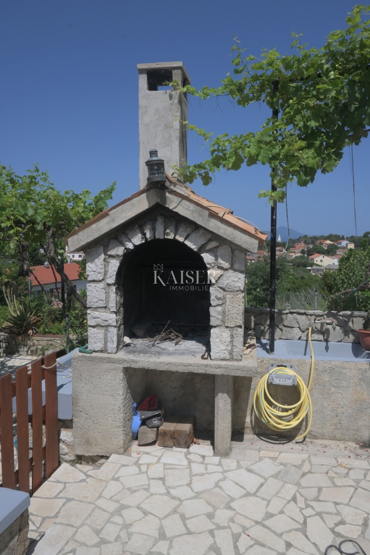 Veli Lošinj - casa arredata con due appartamenti