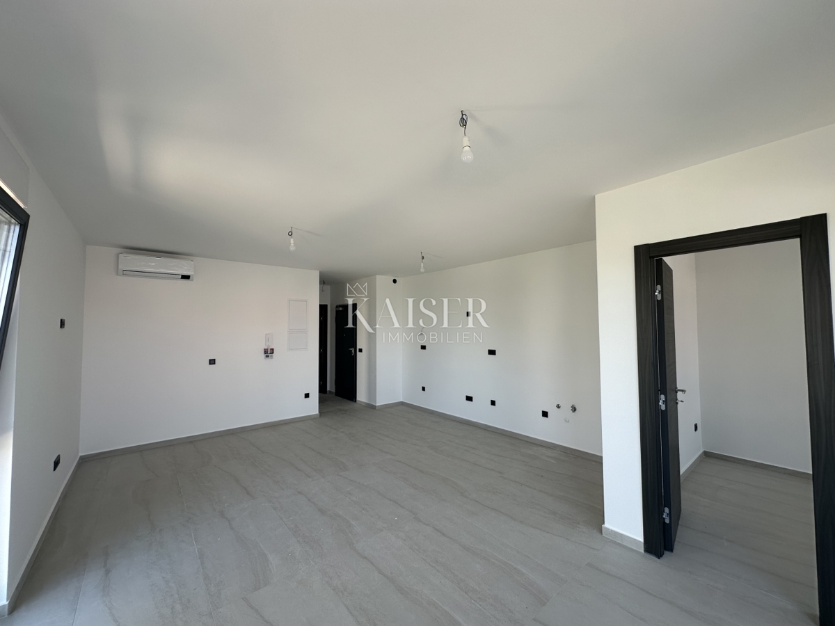 Zara, Diklo, Appartamento di lusso, a 50 m dal mare. 