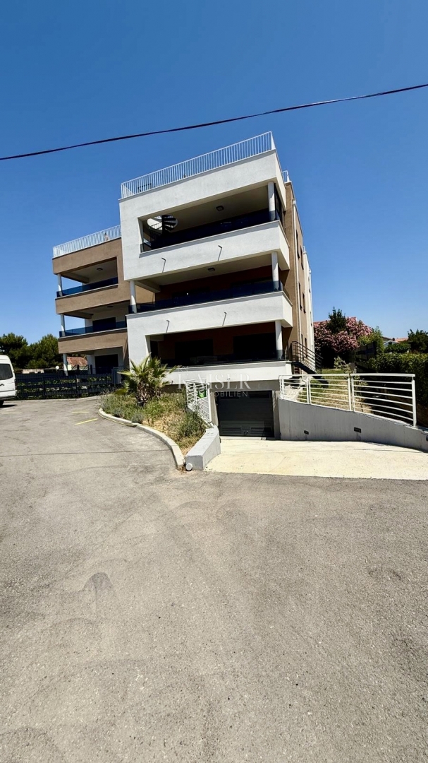Zara-Sukošan: Appartamento con tre camere da letto con vista, a 50 m dal mare