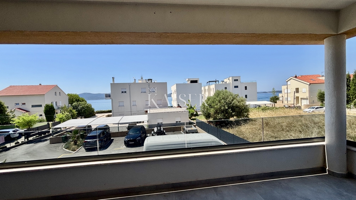 Zara-Sukošan: Appartamento con tre camere da letto con vista, a 50 m dal mare