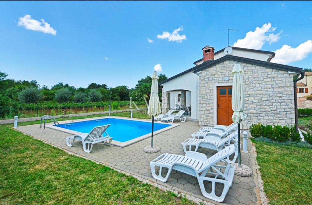 Istria, Parenzo, casa con piscina