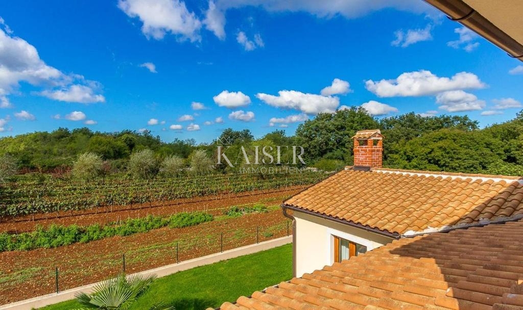 Istria, Parenzo, casa con piscina