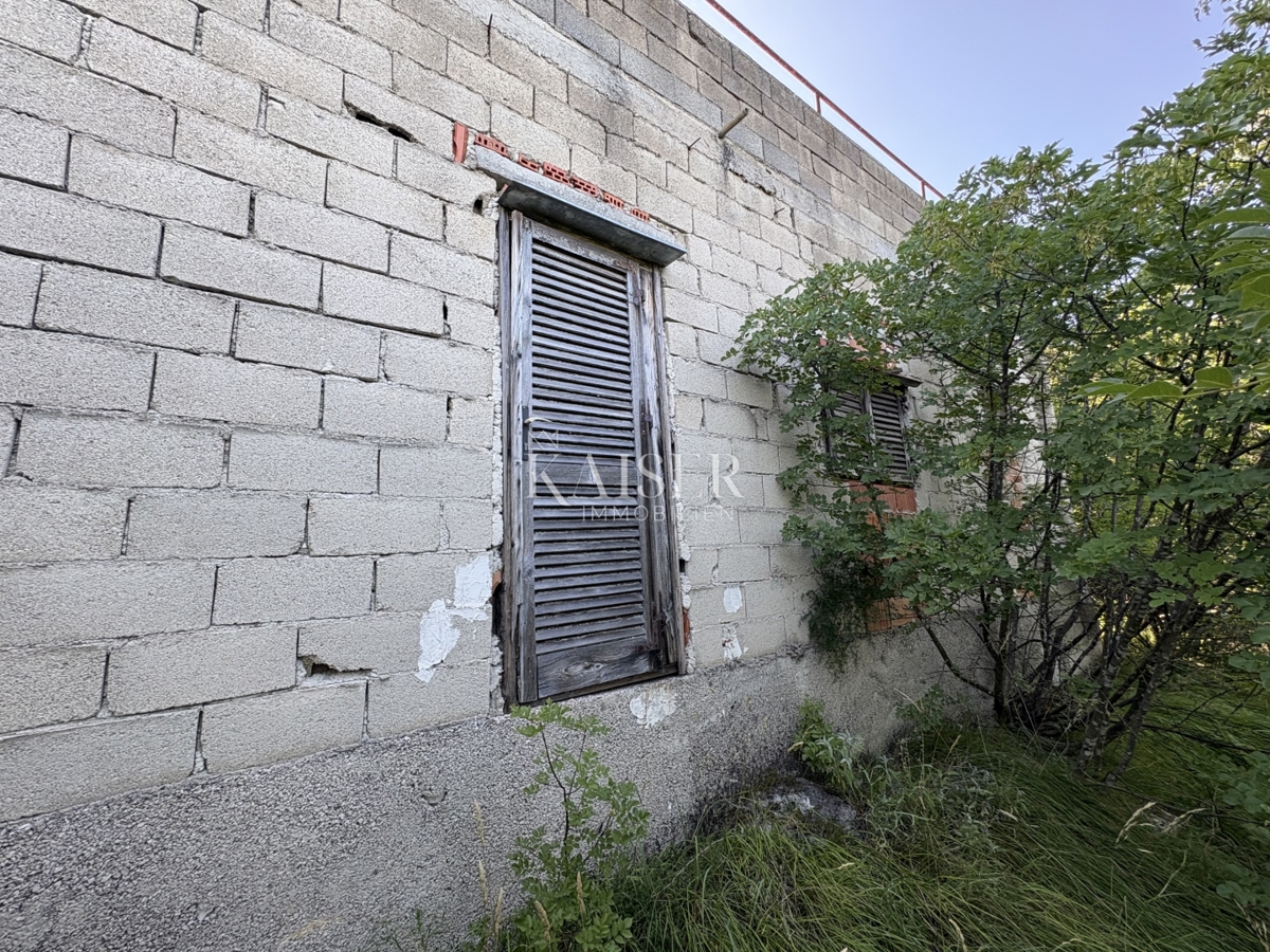 Abbazia, Brseč - terreno edificabile 696 m2