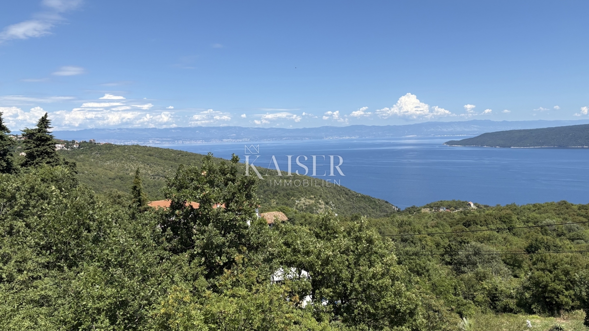Abbazia, Brseč - terreno edificabile 696 m2