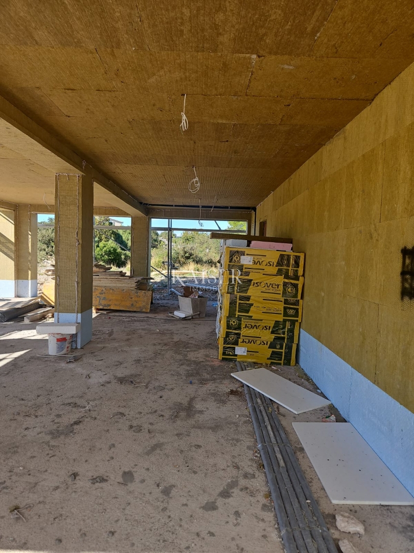 Sebenico, Brodarica - appartamento con una camera da letto 63,13 m2 in un nuovo edificio vicino alla spiaggia Rezalište