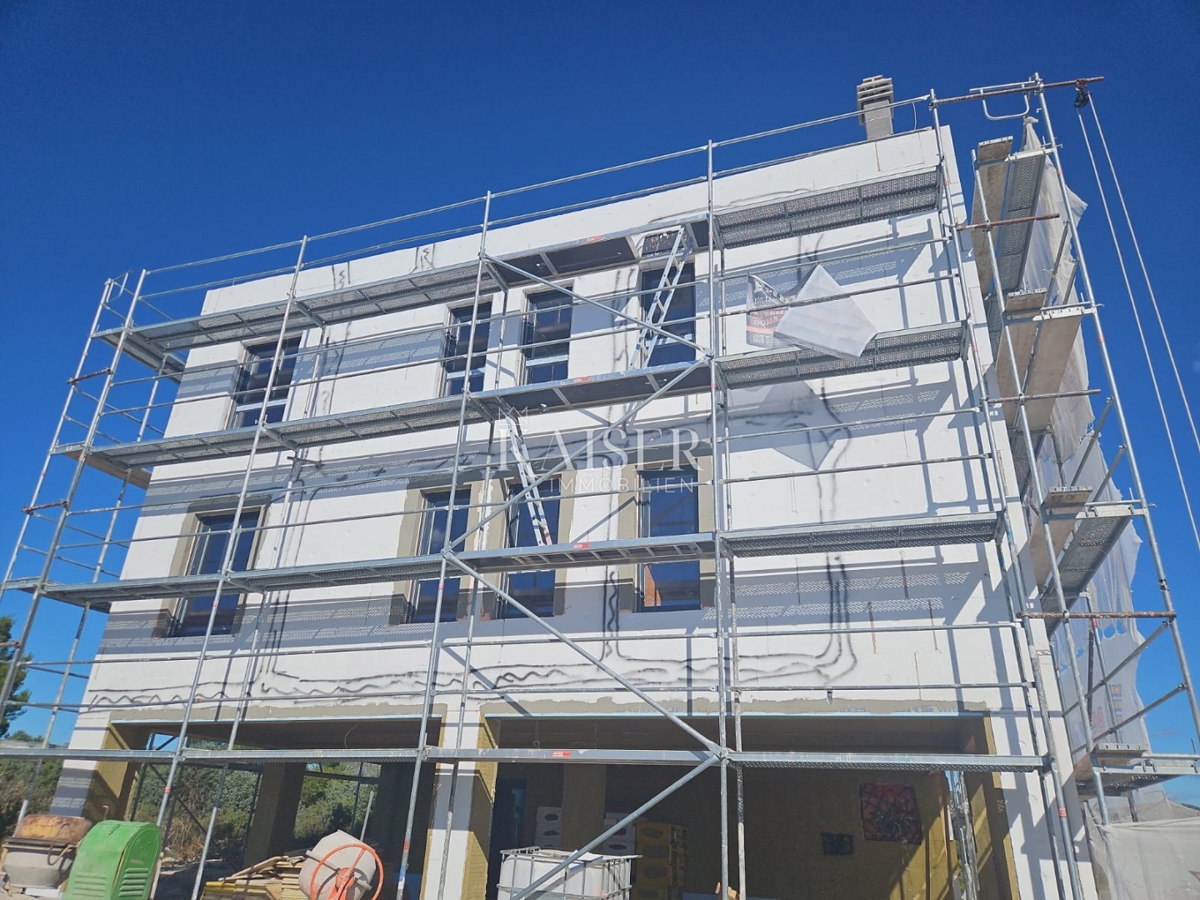 Sebenico, Brodarica - appartamento con una camera da letto 63,13 m2 in un nuovo edificio vicino alla spiaggia Rezalište