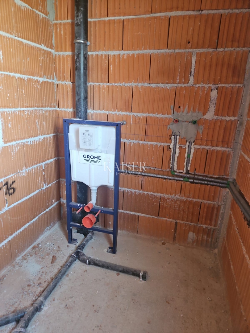 Sebenico, Brodarica - appartamento con una camera da letto 63,13 m2 in un nuovo edificio vicino alla spiaggia Rezalište