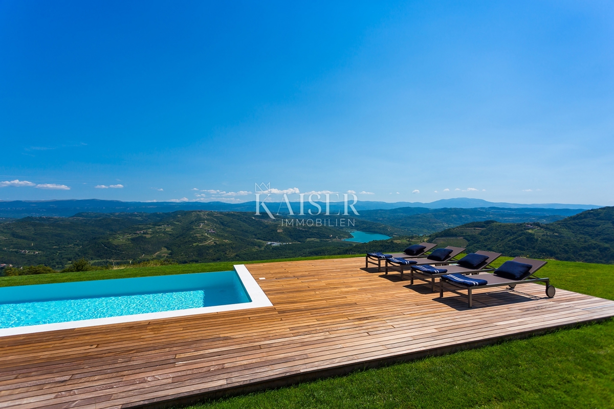 Istria, Montona - villa esclusiva con splendida vista panoramica