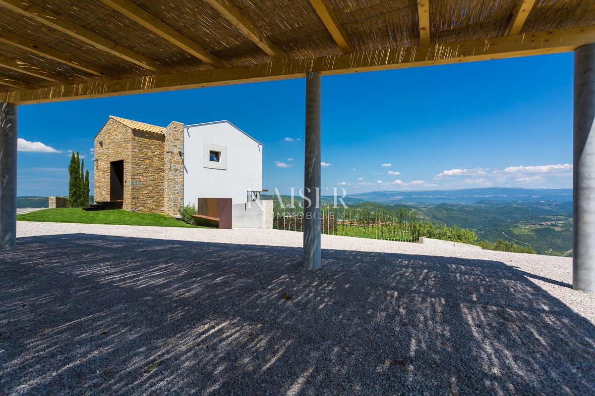 Istria, Montona - villa esclusiva con splendida vista panoramica