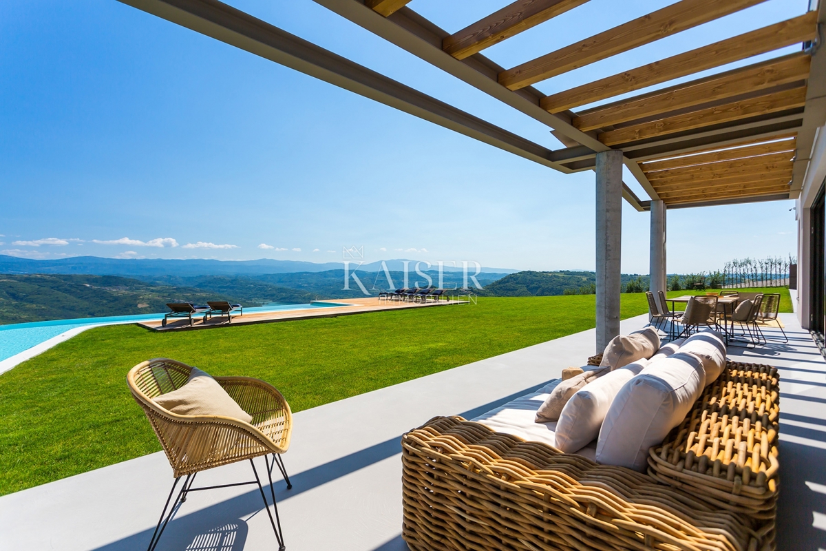 Istria, Montona - villa esclusiva con splendida vista panoramica