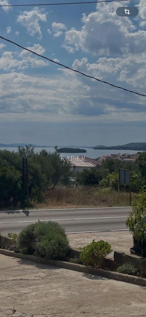 Zara, Kukljica - OCCASIONE terreno edificabile con vista sul Canale di Zara