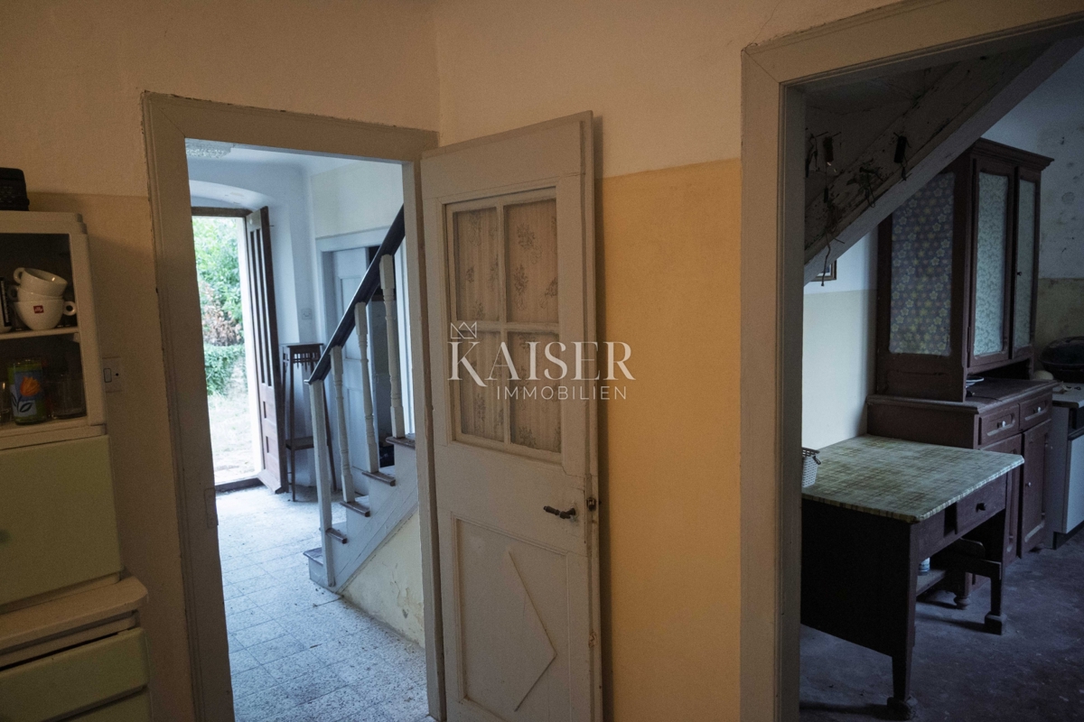 Mali Lošinj, Nerezine-Tradizionale casa in pietra