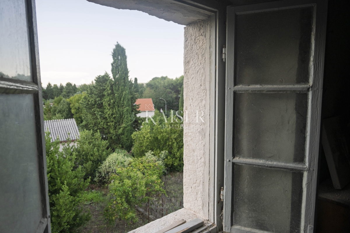 Mali Lošinj, Nerezine-Tradizionale casa in pietra