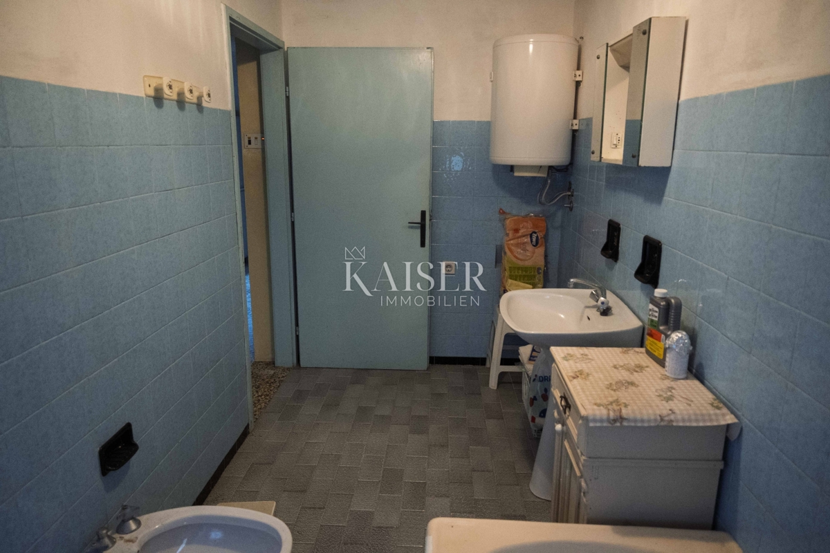 Mali Lošinj, Nerezine-Tradizionale casa in pietra