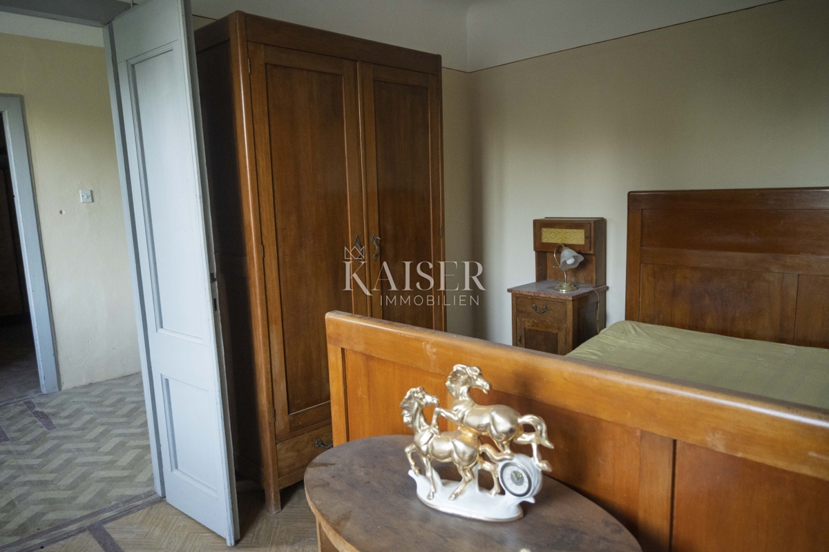 Mali Lošinj, Nerezine-Tradizionale casa in pietra