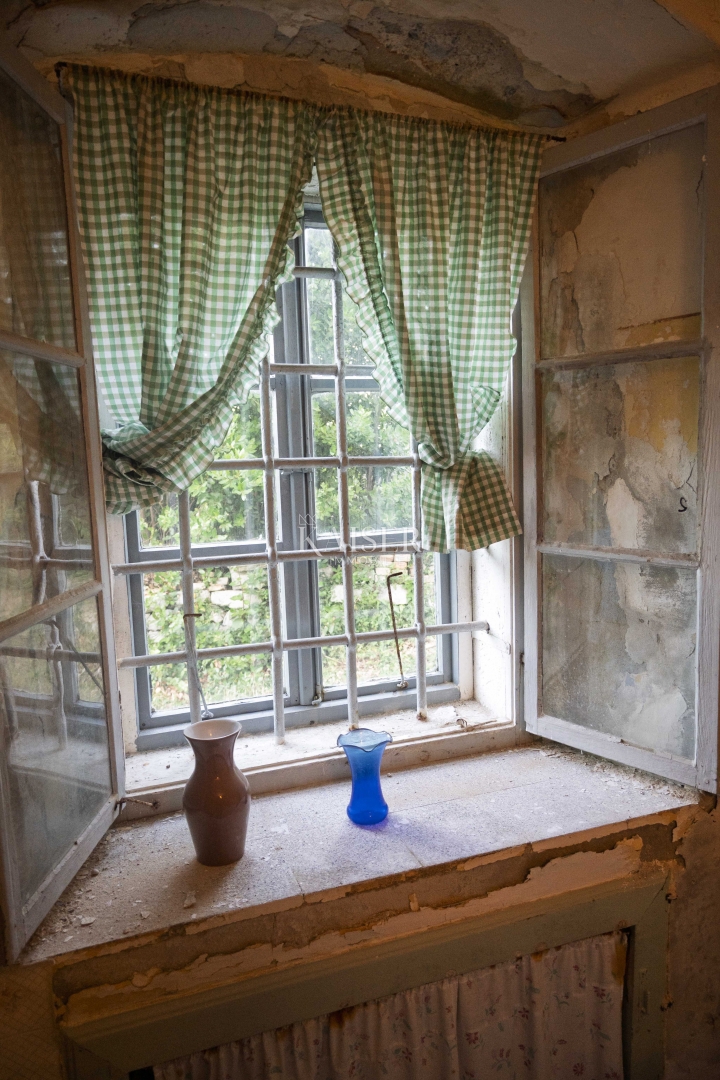 Mali Lošinj, Nerezine-Tradizionale casa in pietra