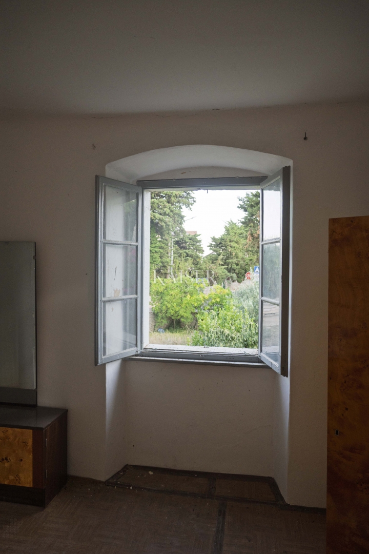 Mali Lošinj, Nerezine-Tradizionale casa in pietra