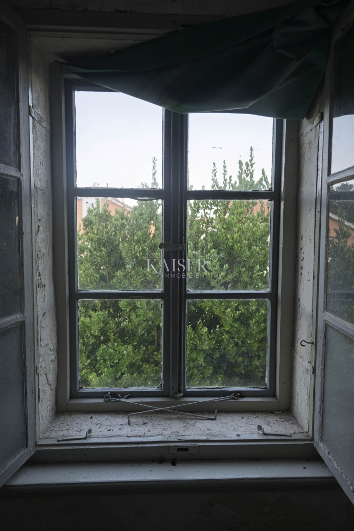 Mali Lošinj, Nerezine-Tradizionale casa in pietra