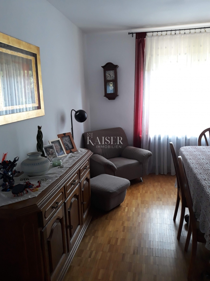 Delnice - casa con cinque appartamenti, OCCASIONE IDEALE PER INVESTITORI