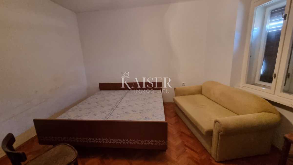 Crikvenica, Selce - casa nel centro della città a 50 metri dal mare