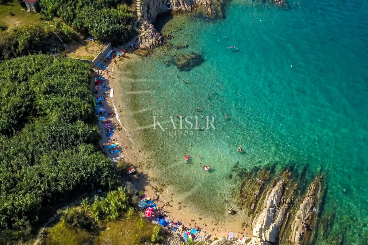 Zara, Pag rara opportunità - terreno edificabile in una zona tranquilla di Bošane