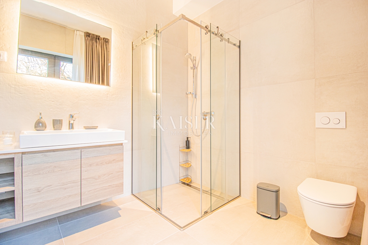 Appartamento Veprinac, Opatija - Okolica, 264,20m2