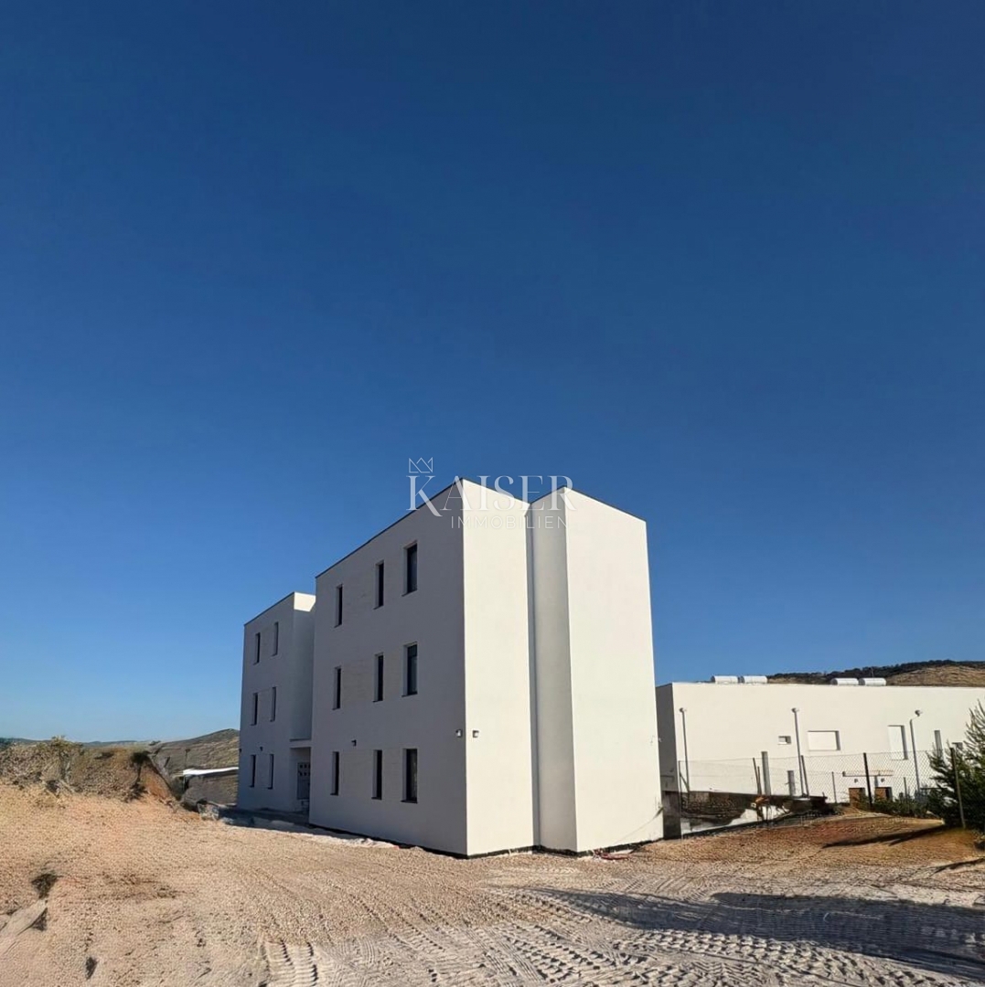 ŠIBENIK, GREBAŠTICA – APPARTAMENTO ESCLUSIVO IN UN NUOVO EDIFICIO DI LUSSO