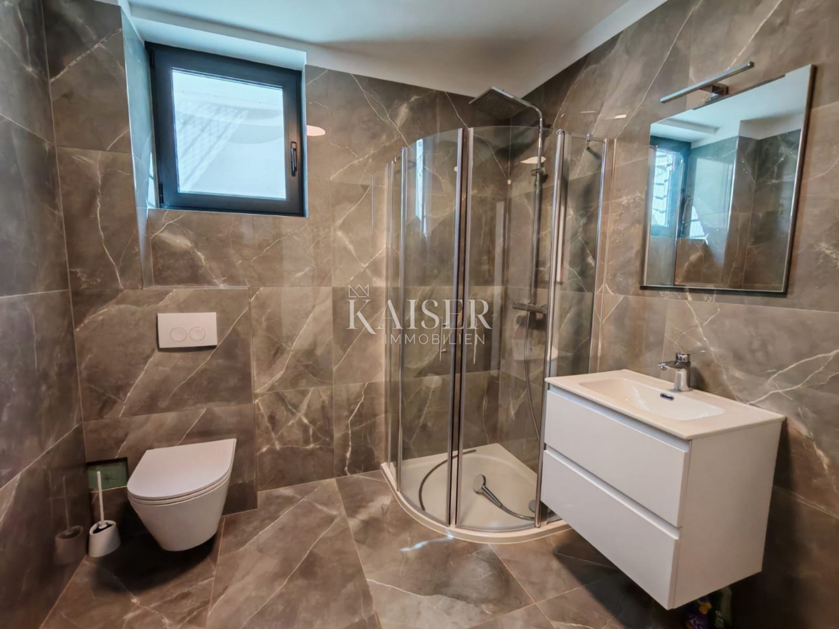 Villa Malinska, Malinska-Dubašnica, 200m2