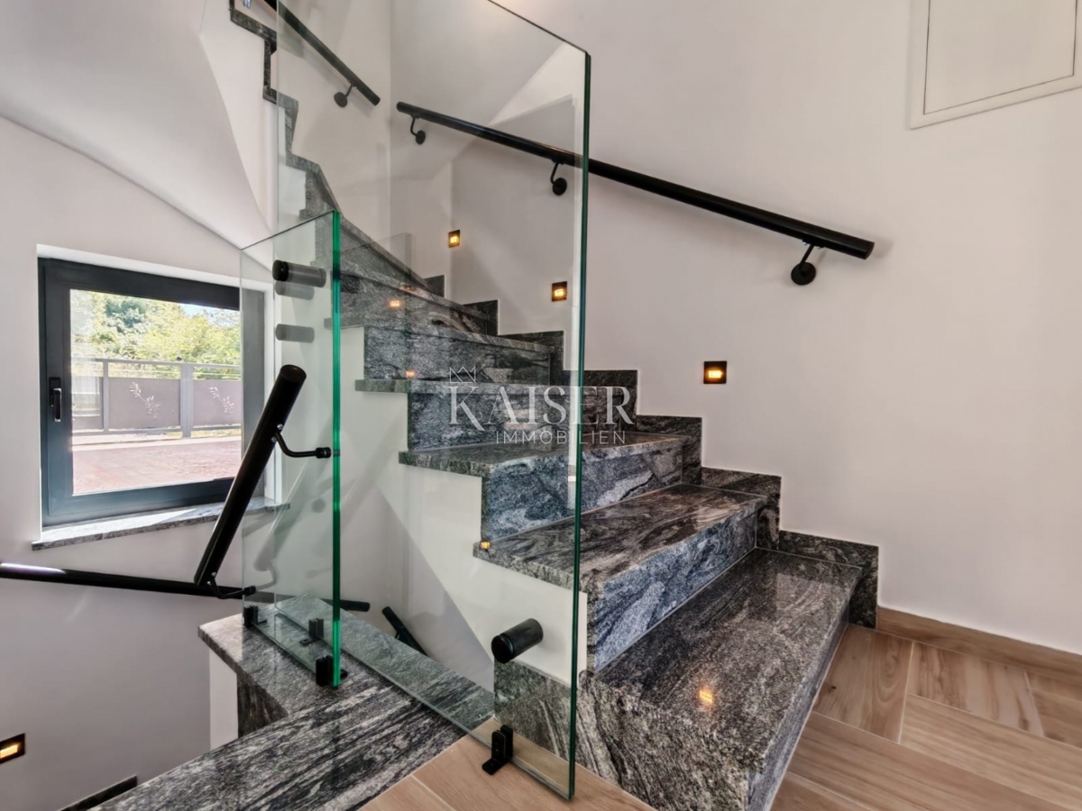 Villa Malinska, Malinska-Dubašnica, 200m2