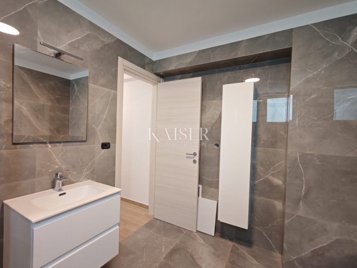 Villa Malinska, Malinska-Dubašnica, 200m2