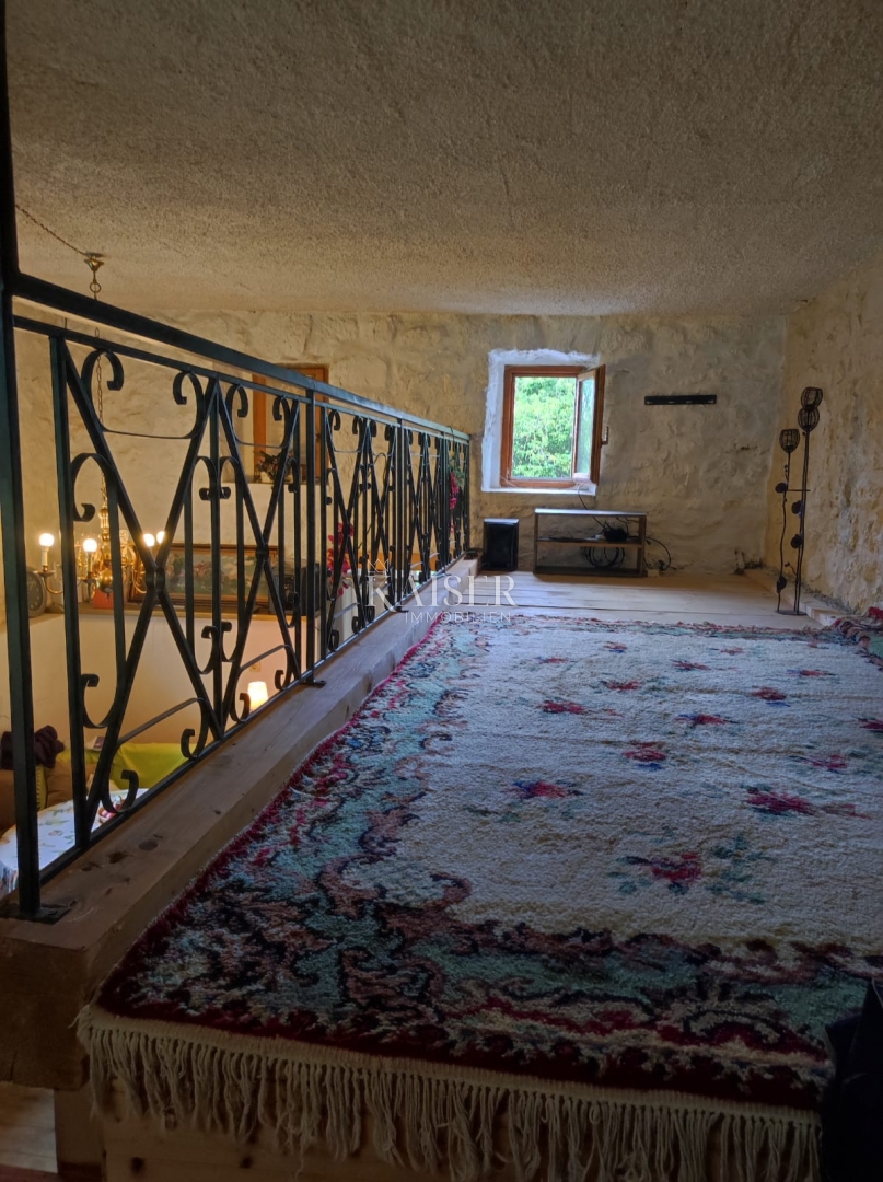 Gračac, Mazin - Casa di 100 m2 immersa nella natura