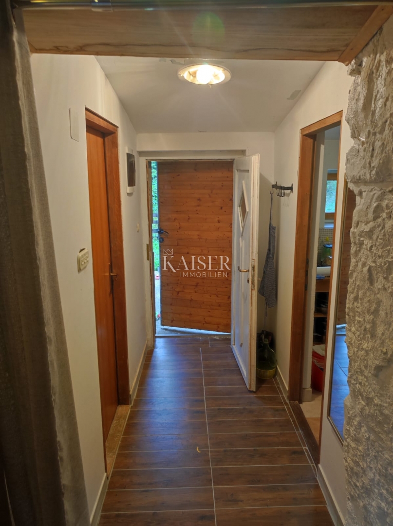 Gračac, Mazin - Casa di 100 m2 immersa nella natura