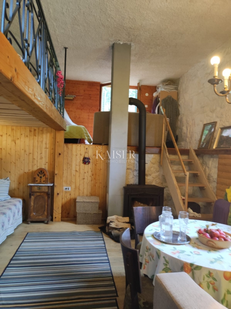 Gračac, Mazin - Casa di 100 m2 immersa nella natura