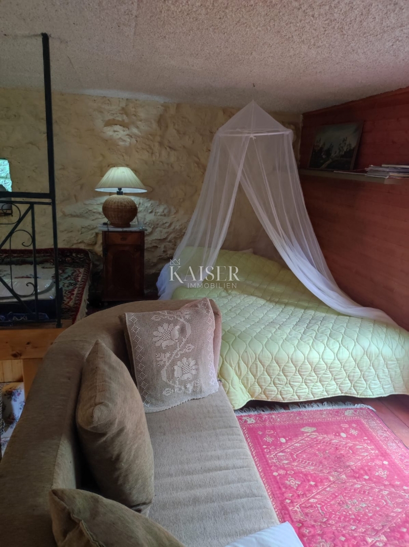 Gračac, Mazin - Casa di 100 m2 immersa nella natura