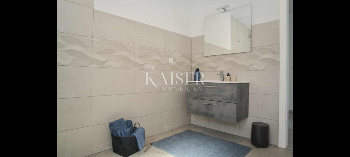 Pakoštane, Zara - Villa moderna con vista sul Lago Vranj