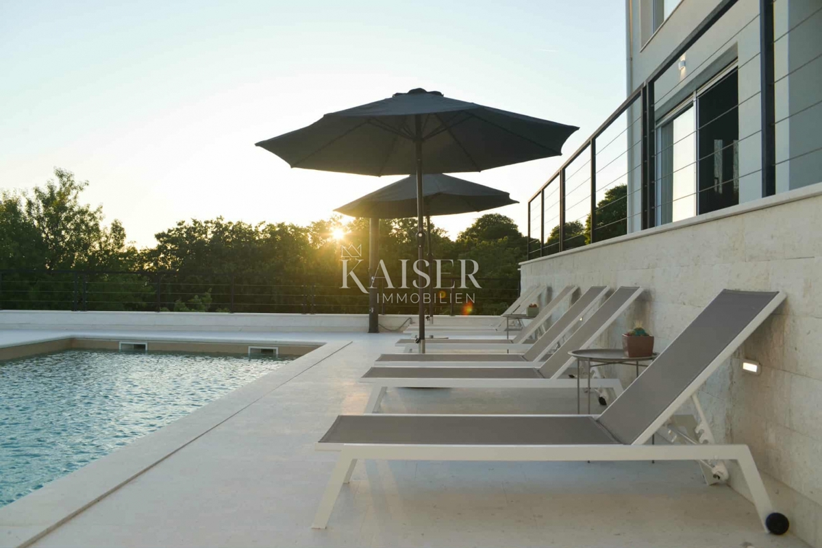 Pakoštane, Zara - Villa moderna con vista sul Lago Vranj