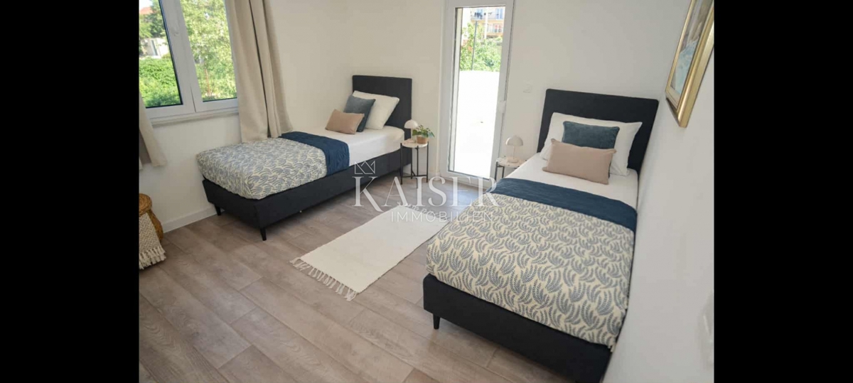 Pakoštane, Zara - Villa moderna con vista sul Lago Vranj