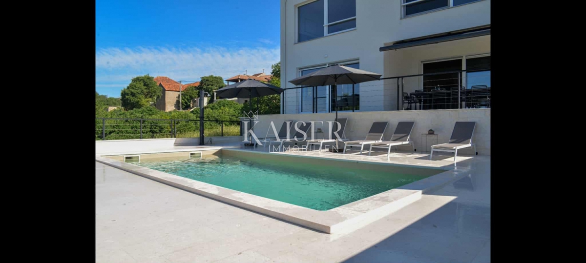 Pakoštane, Zara - Villa moderna con vista sul Lago Vranj