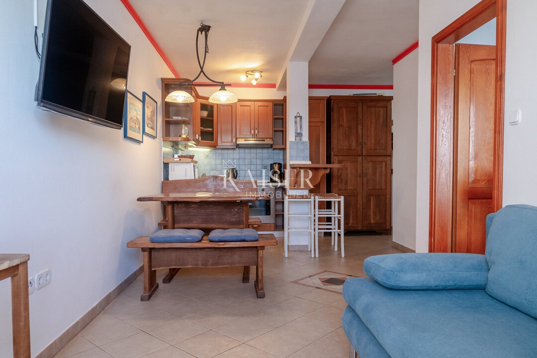 Istria, Rovigno - rara opportunità, appartamento di 35 m2 direttamente sul mare