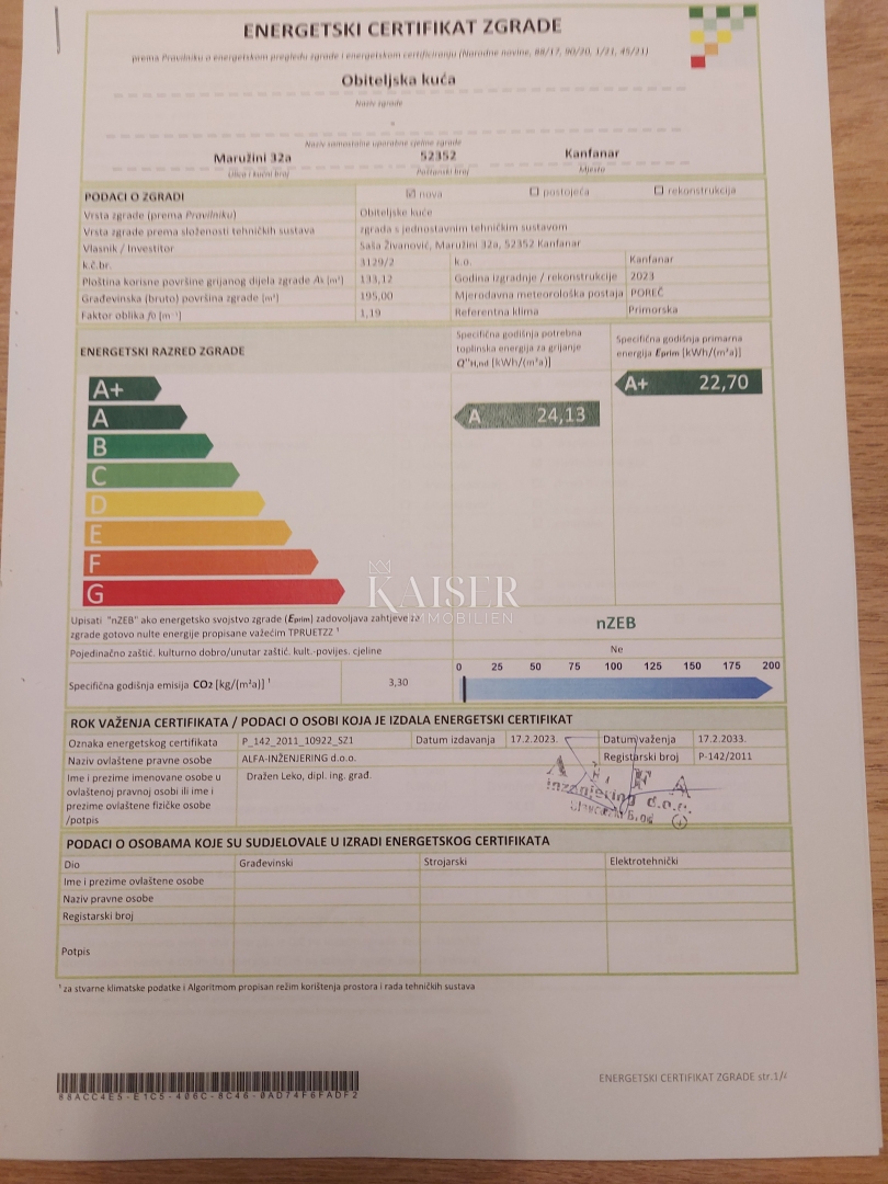 Istria, Kanfanar - Villa moderna con vista mare con piscina e dependance