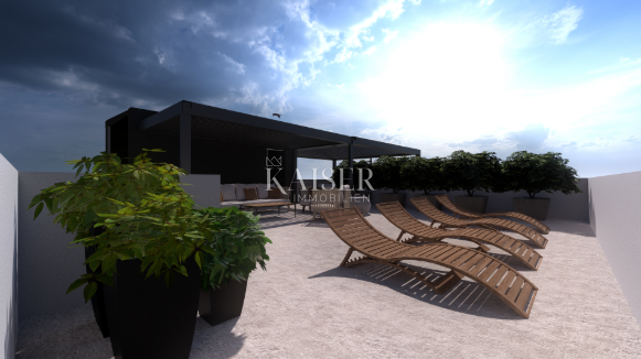 Petrčane - Zara, Attico esclusivo su tutto il piano con terrazza sul tetto