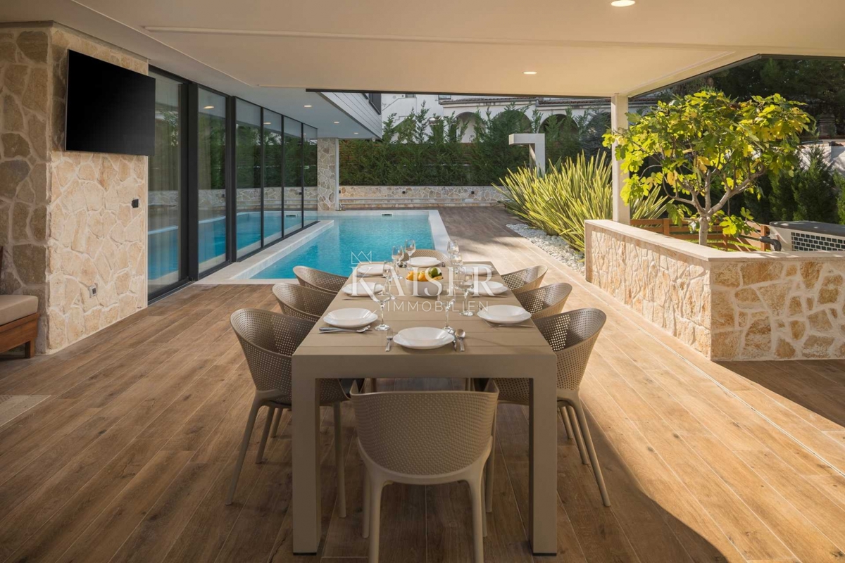 Villa Funtana, 320m2