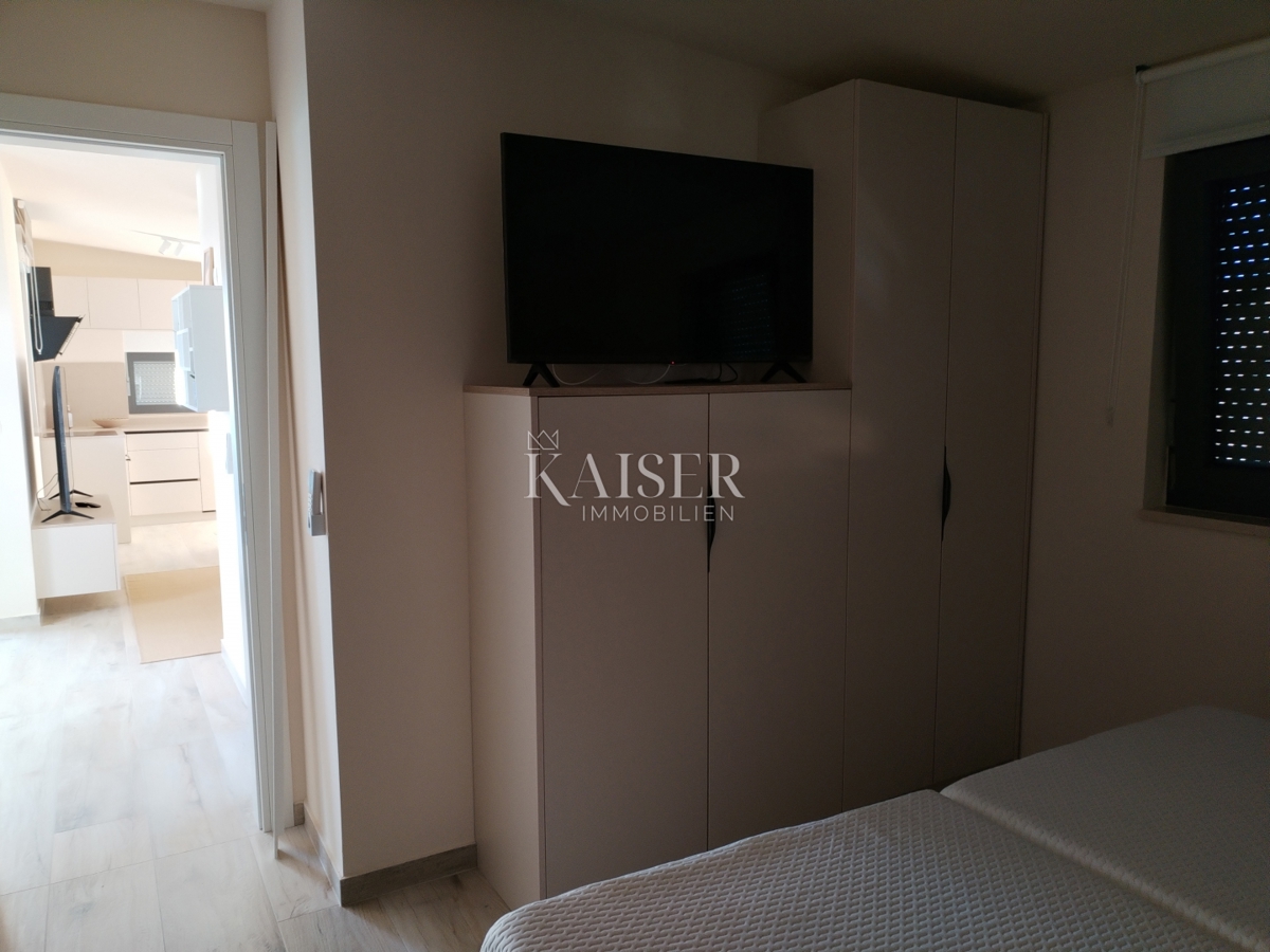 Istria, zona Umago, appartamento 65m2, 300m dal mare