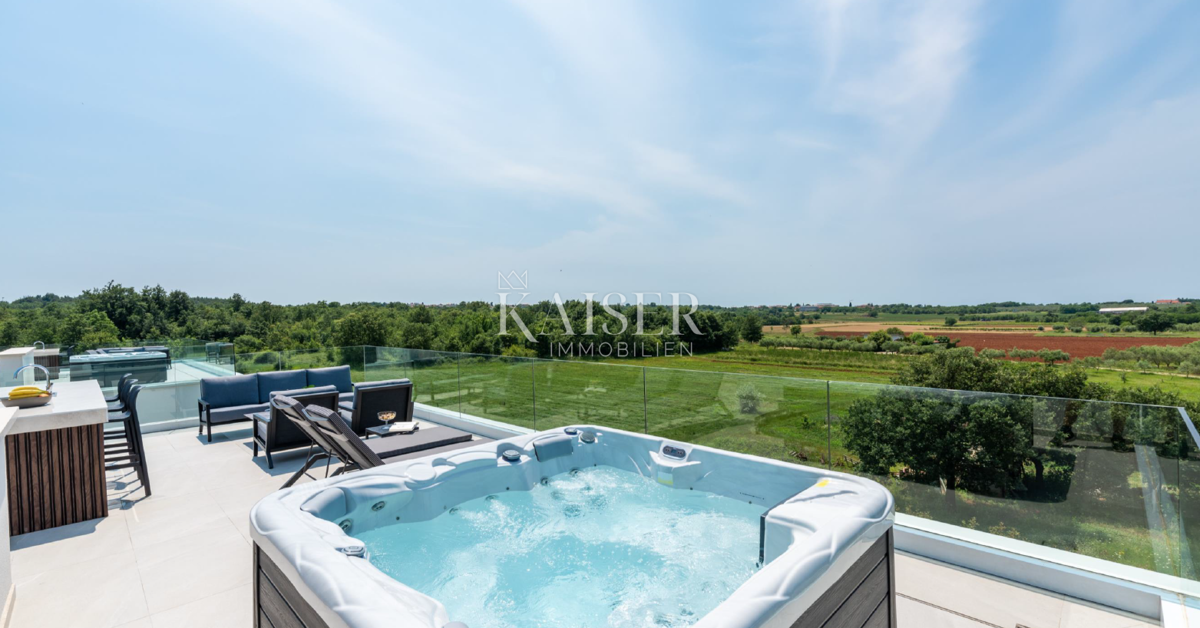 Istria - Parenzo, villa di lusso con vista mare