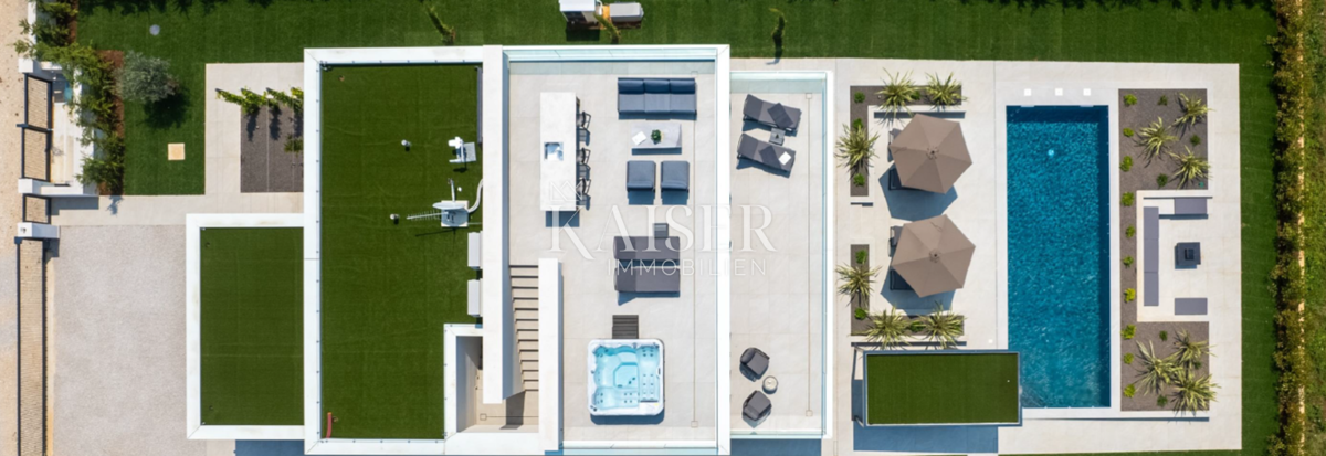 Istria - Parenzo, villa di lusso con vista mare