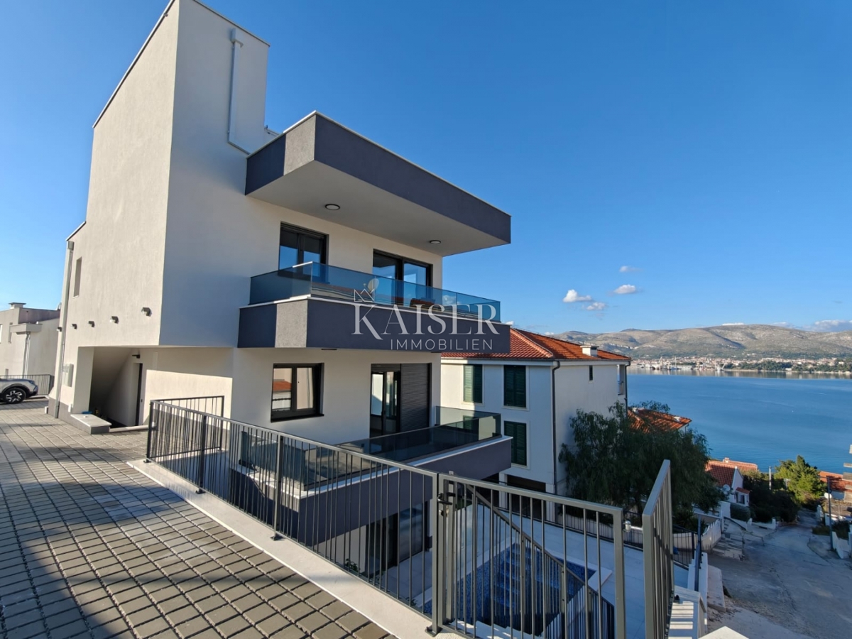 Appartamento Okrug Gornji, Okrug, 80,08m2