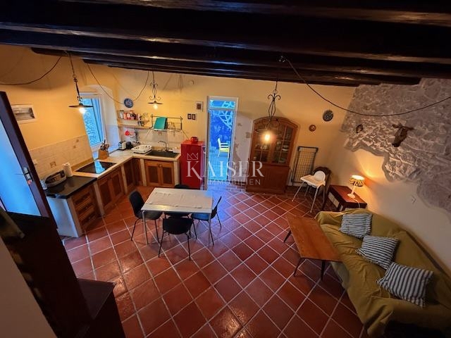 Isola di Susak, casa in pietra 110 m²