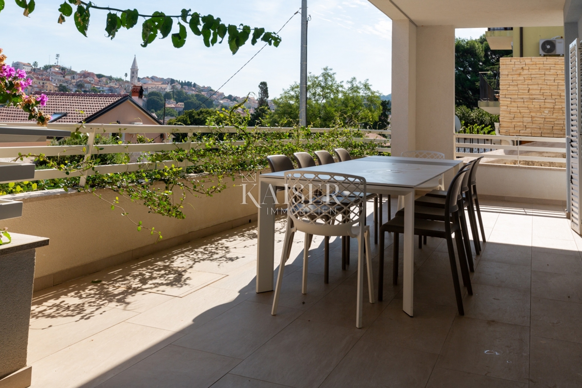 Mali Lošinj. Una bellissima villa in un'ottima posizione